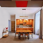 Mann House Napoli